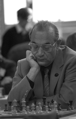 Viktor Kortschnoi †