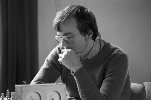 Lothar Arnold